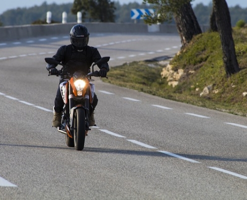 Port des gants moto